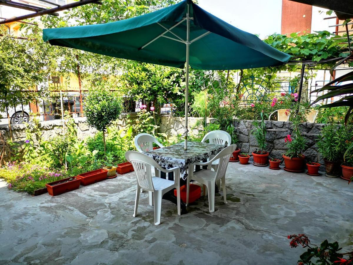 Zoya Apartment Sozopol Esterno foto