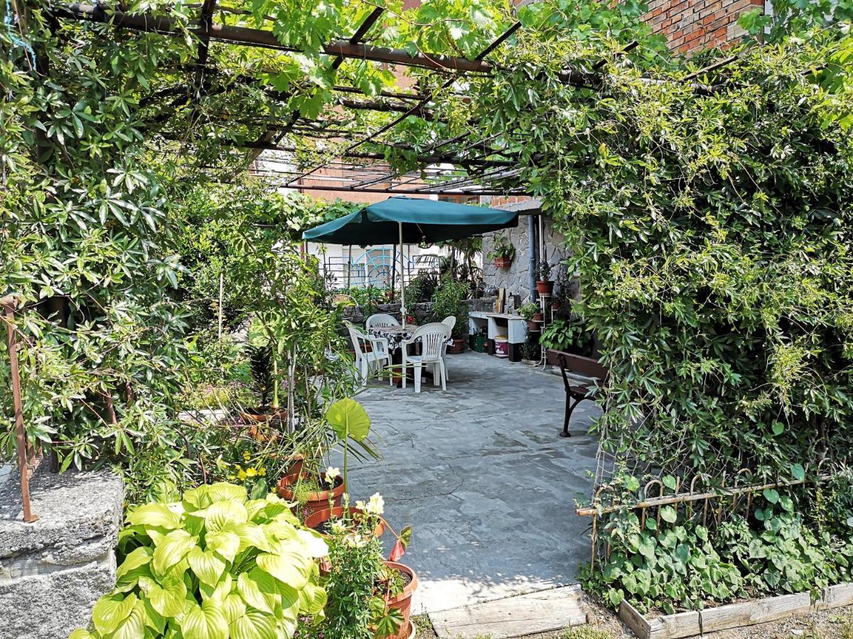 Zoya Apartment Sozopol Esterno foto
