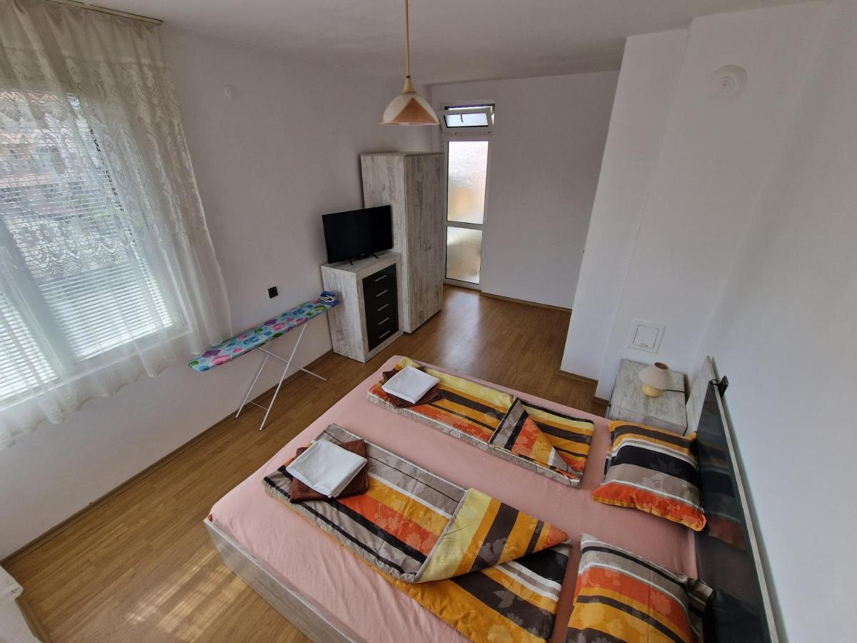 Zoya Apartment Sozopol Esterno foto